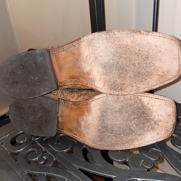 Justin hand crafted cowhide/leather cowboy boot - Picture 5 of 8